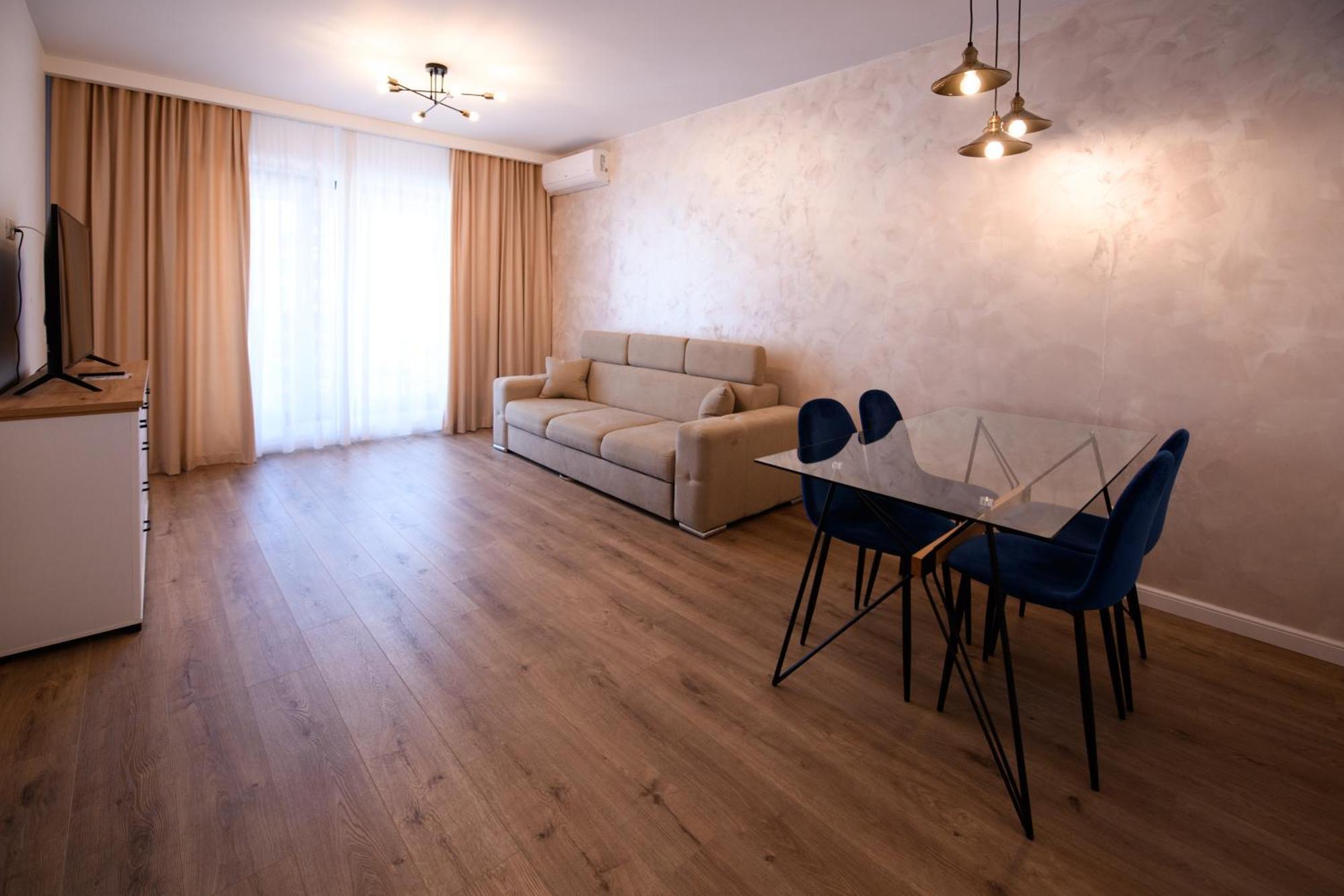 Smart Concept Living Plaza Apartment Bucharest Exterior photo
